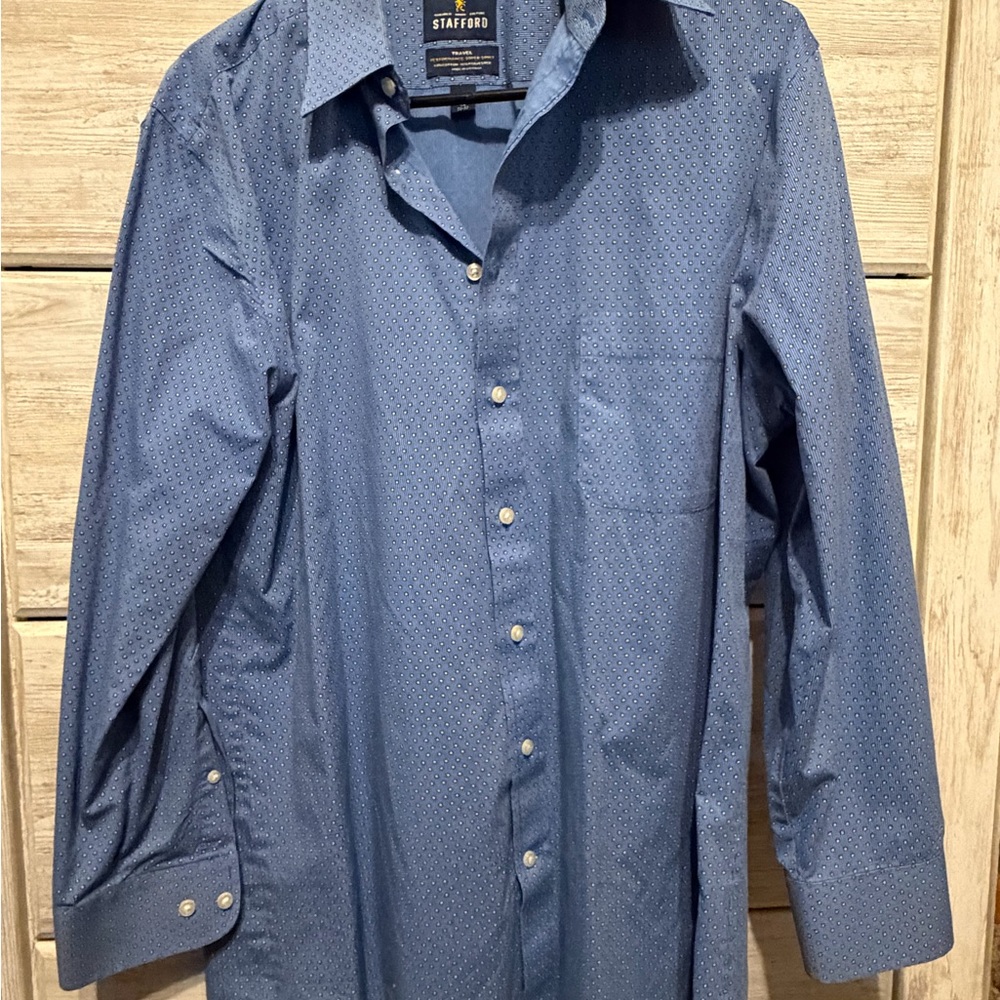 Stafford Men's Navy Patterned Dress Shirt